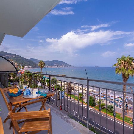 Laigueglia Beach - Happy Rentals Bagian luar foto